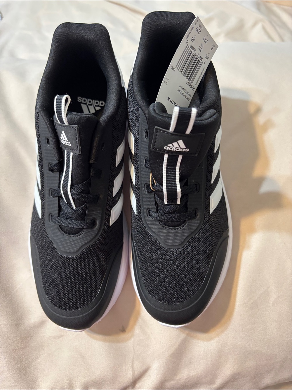 BACK TO SCHOOL ADIDAS BOYS  Black Sneakers with White Stripes 
Size Boys 4